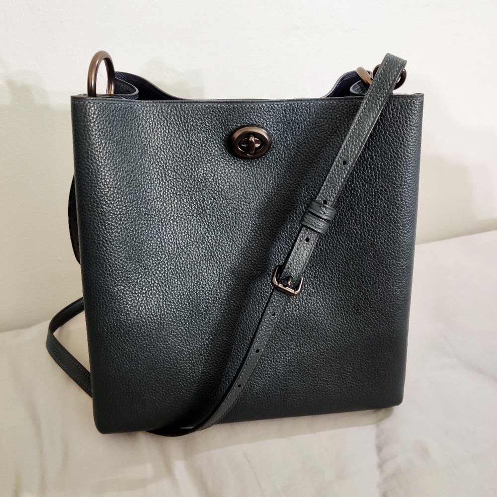 Coach Charlie bucket bag like new